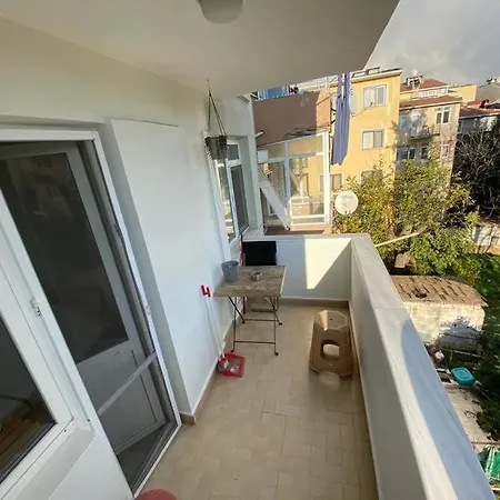 Large With A Balcony In Kadikoey Apartment Istanbul